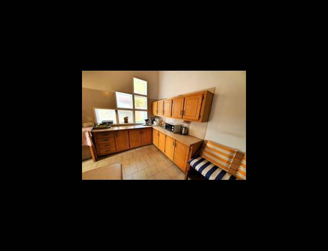 2 BEDROOM TOWNHOUSE FOR SALE IN CLARINA